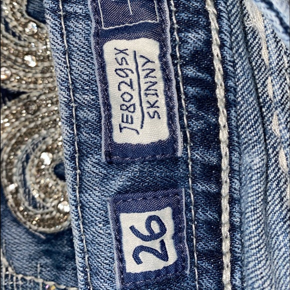 SOLD - Picture 4 of 5